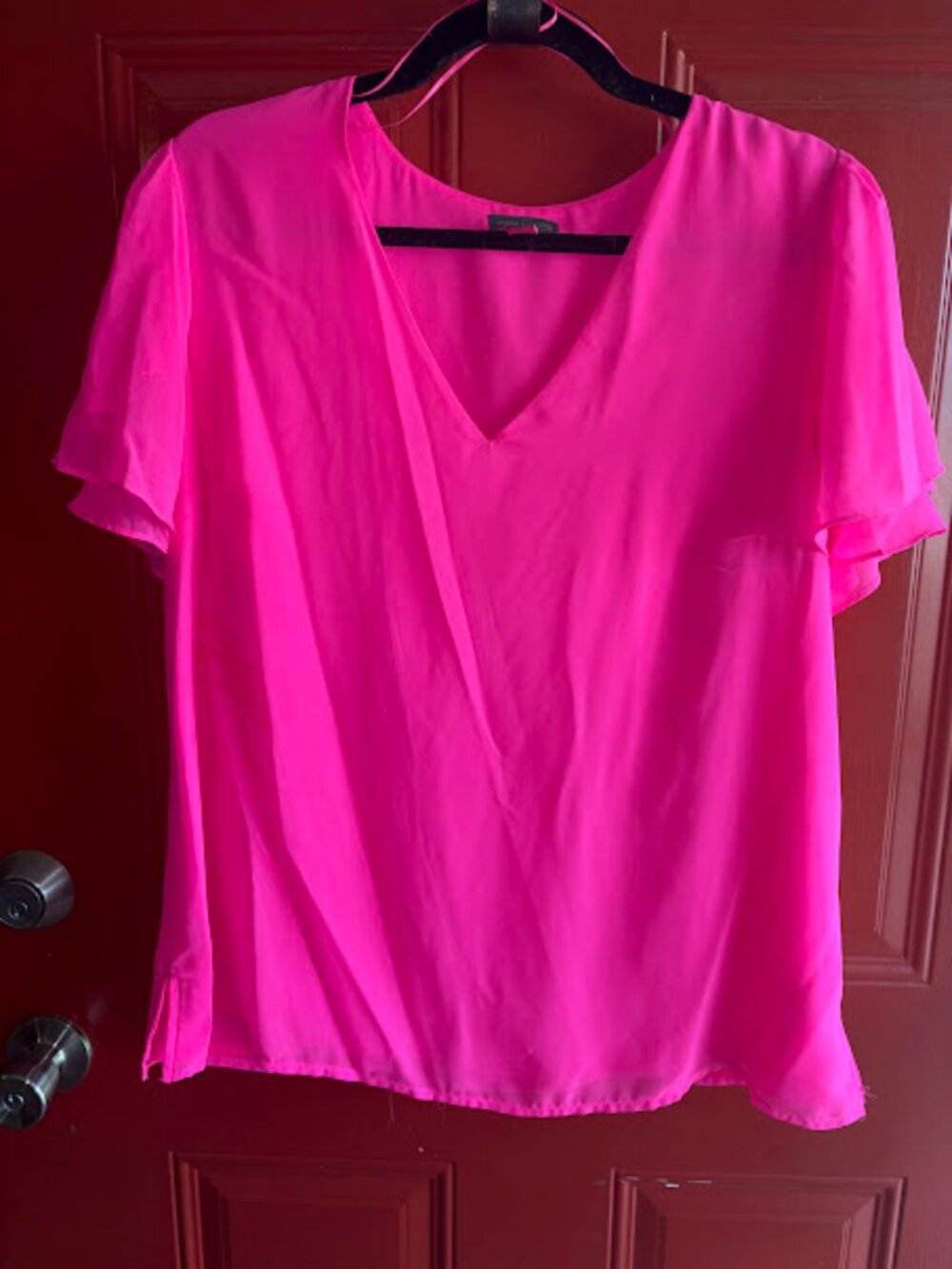 NWT Vince Camuto V-Neck Tulip Sleeve Chiffon Top - Bright Pink - Size Large